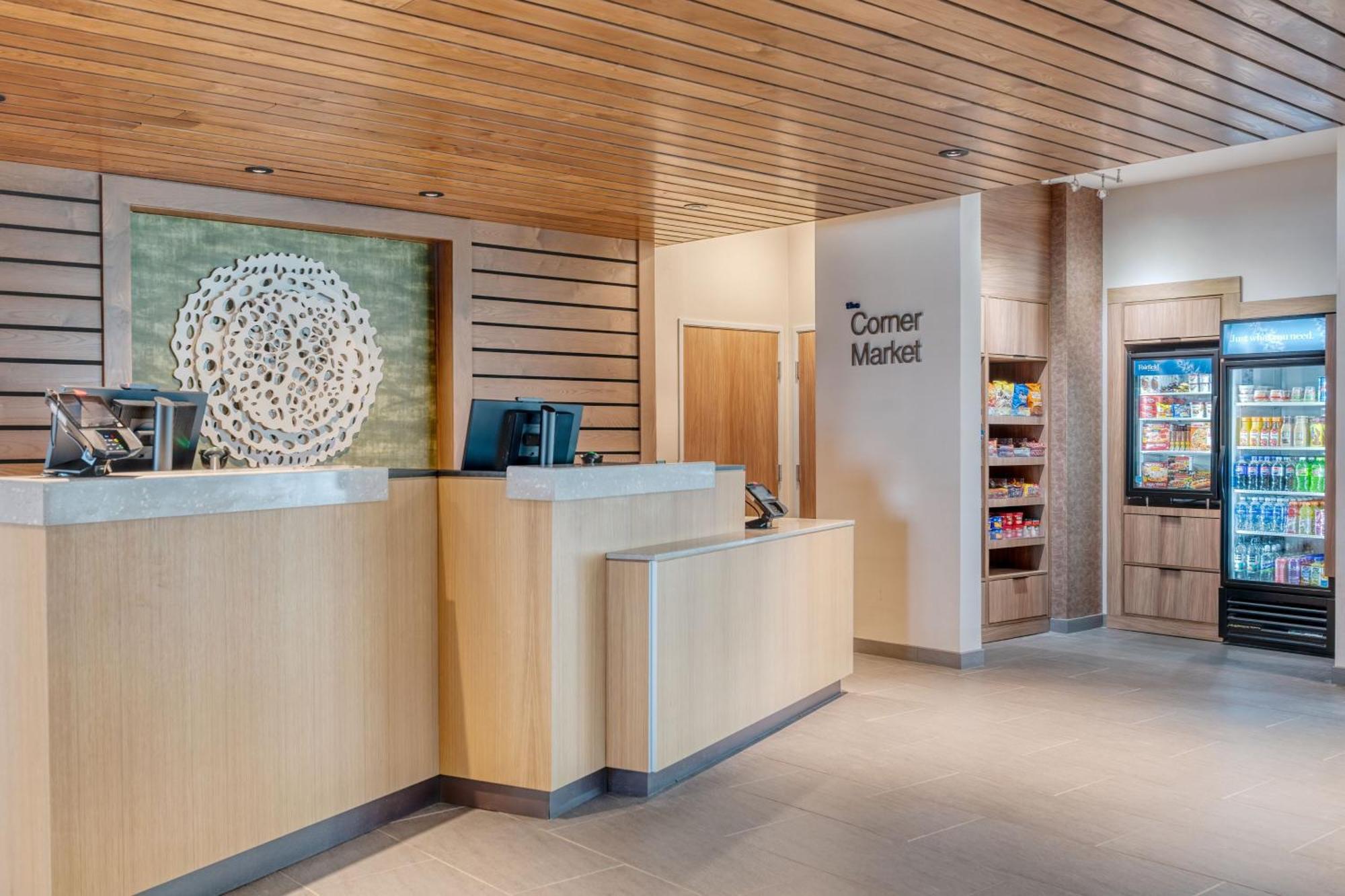 Fairfield By Marriott &